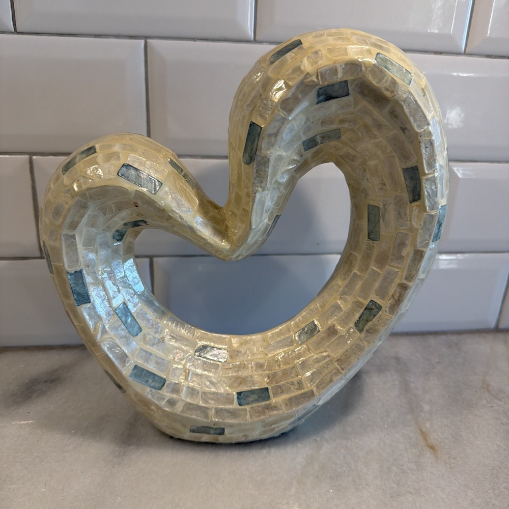 Vintage Mother Of Pearl Mosaic Contemporary Abstract Heart Sculpture GW995‎